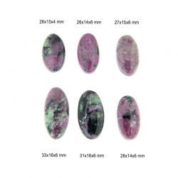 Cabochon din Rubin in Zoisit Natural - Oval 26-33 x 14-16 x 4-6 mm - 1 Buc
